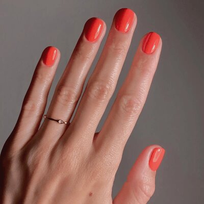 unghie corallo monocolore copia